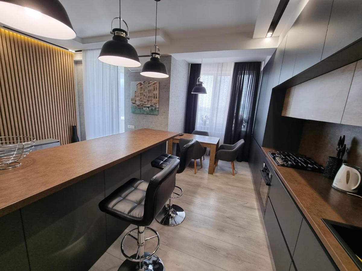 Diplomat The Best Ultra Central Apartaments Chisináu Exterior foto